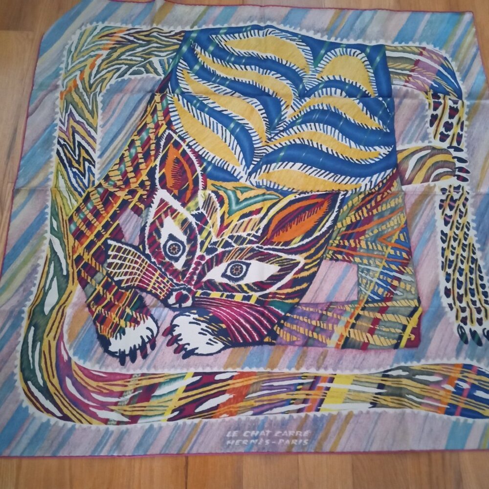 Authentic Hermès 100% silk square scarf - Le chat carré